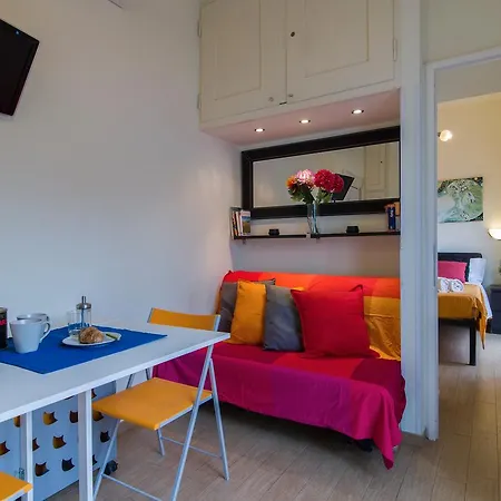 Old Bridge Cozy Penthouse Apartment Florence