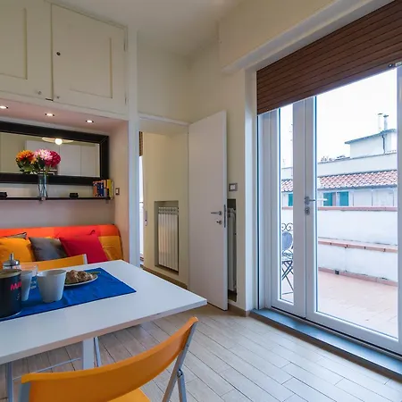 Old Bridge Cozy Penthouse * Florence